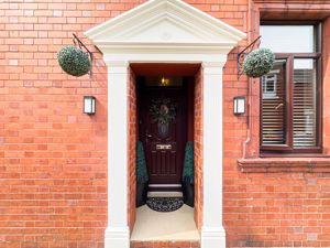 Photo 33- click for photo gallery